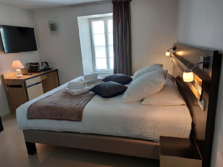 Logis Hotel Restaurant Auberge De La Xaintrie Saint-Privat  Eksteriør bilde