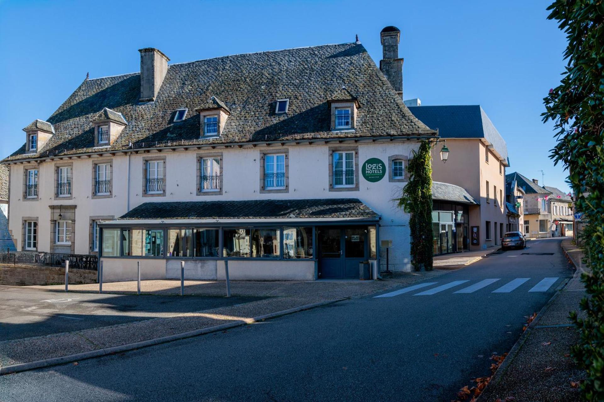 Logis Hotel Restaurant Auberge De La Xaintrie Saint-Privat  Eksteriør bilde